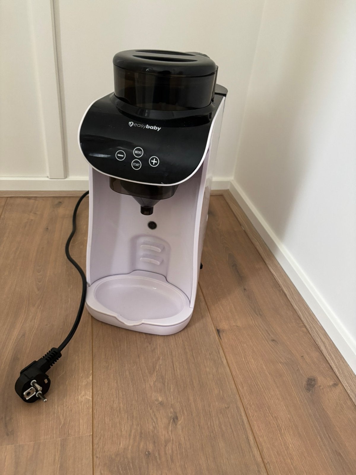 Easybaby milk maker, Ophalen, Zo goed als nieuw, Flessen- of potjesverwarmer