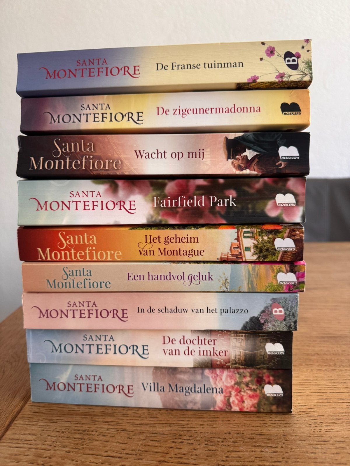 Santa Montafiore, Ophalen of Verzenden, Zo goed als nieuw