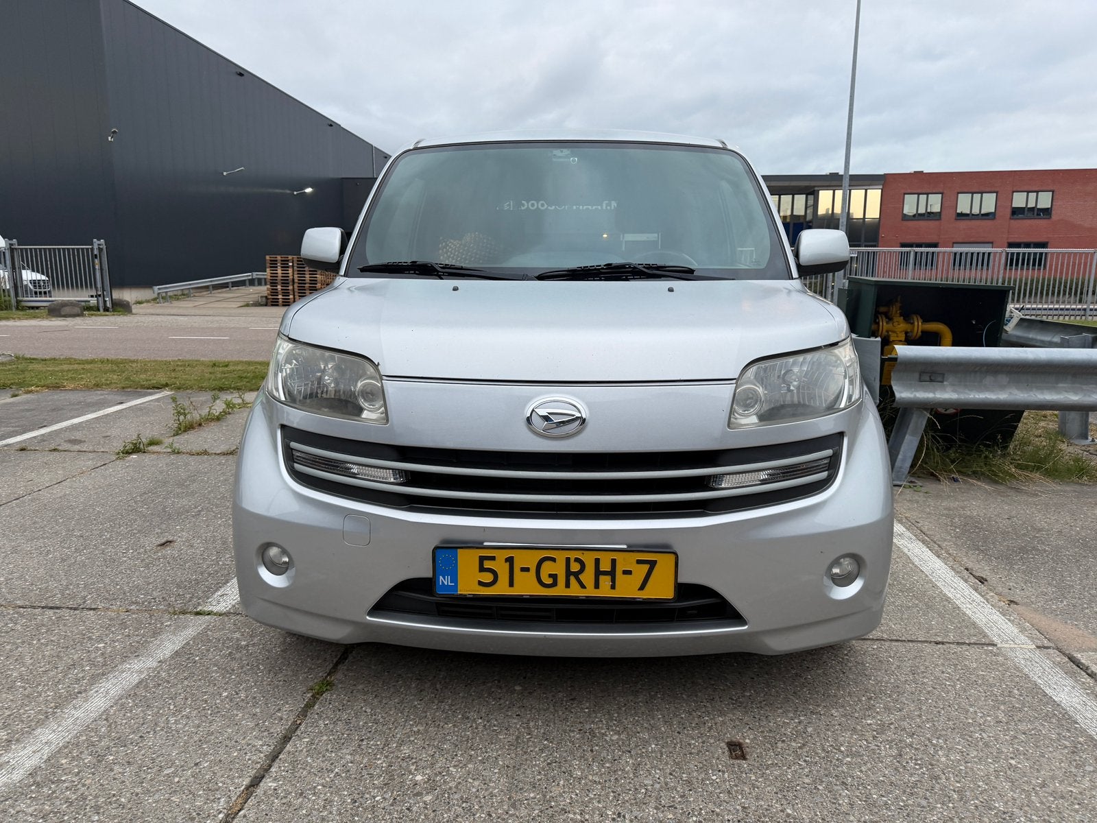 Daihatsu Materia 1.5 2008 Grijs, Auto's, Daihatsu, Voorwielaandrijving, 40 €/maand, 103 pk, Handgeschakeld