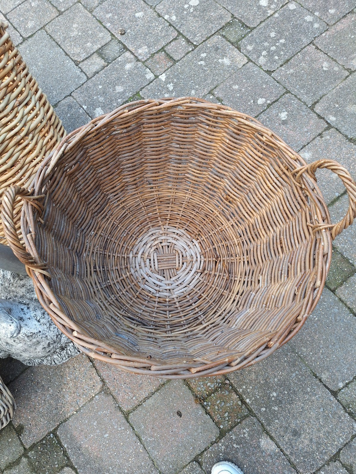 Grote rieten mand - doorsnee 60 cm, hoogte 35 cm, Gebruikt, Gevlochten, Mand, Rond