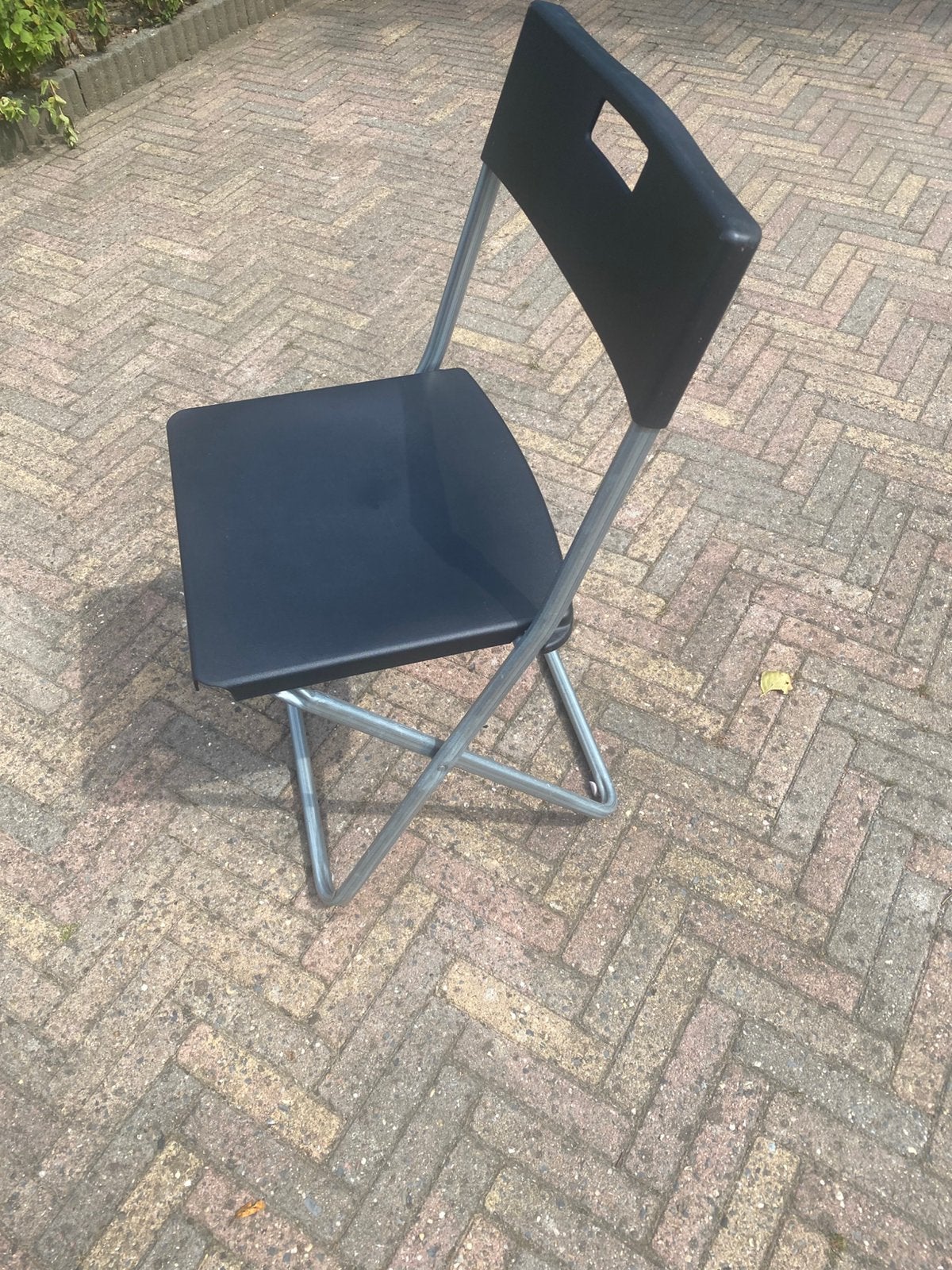6 opklapbare bijzetstoeltjes, Ophalen, Gebruikt, Kunststof