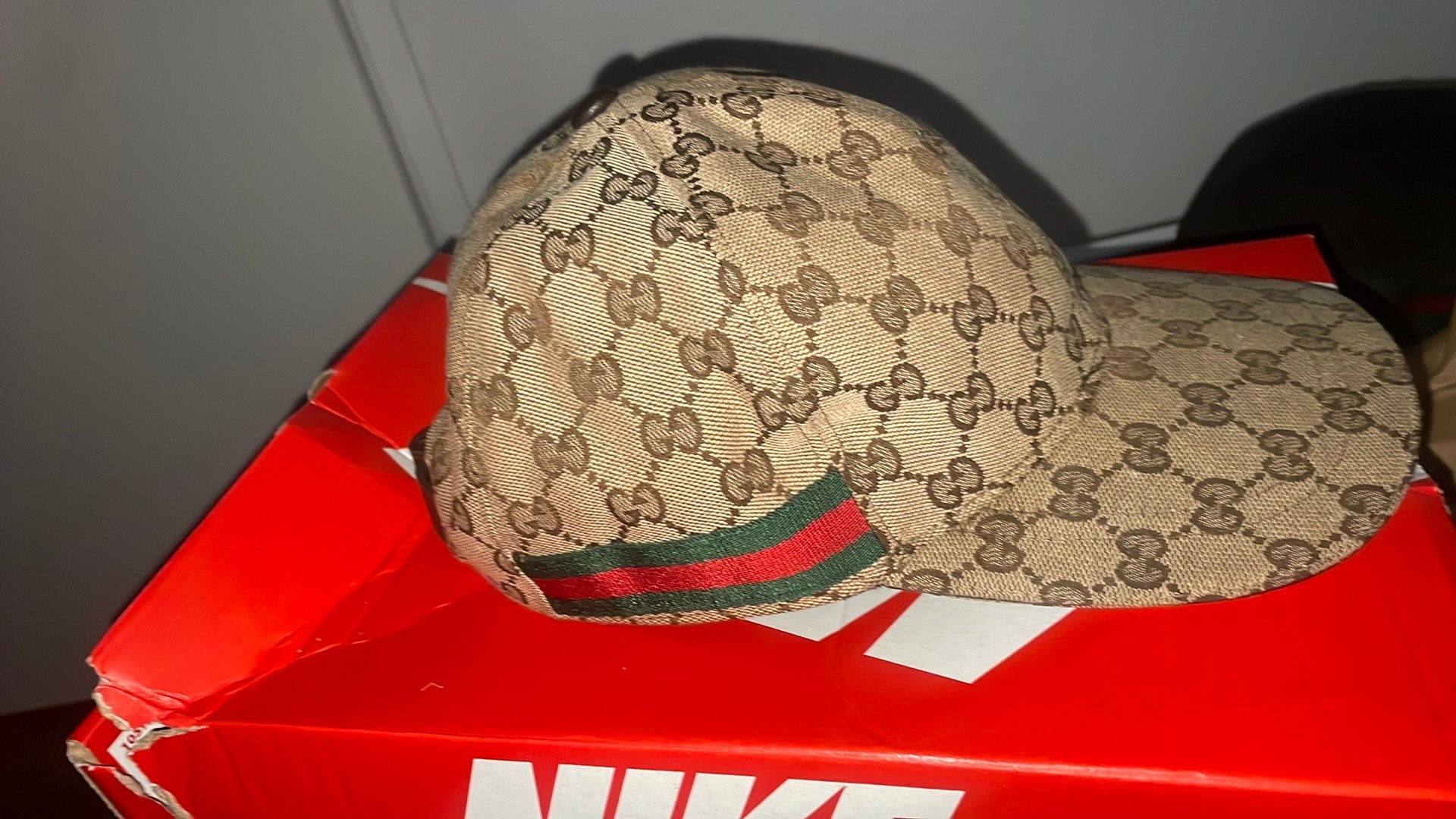 Gucci pet beige m, Kleding | Heren, Hoeden en Petten, Ophalen of Verzenden, Zo goed als nieuw