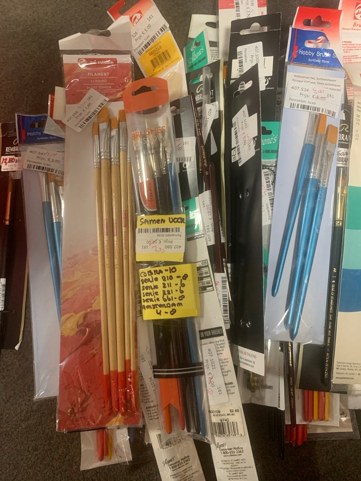 Grote collectie penselen voor schilderen, Hobby en Vrije tijd, Schilderen, Ophalen of Verzenden, Nieuw, Penseel of Kwast