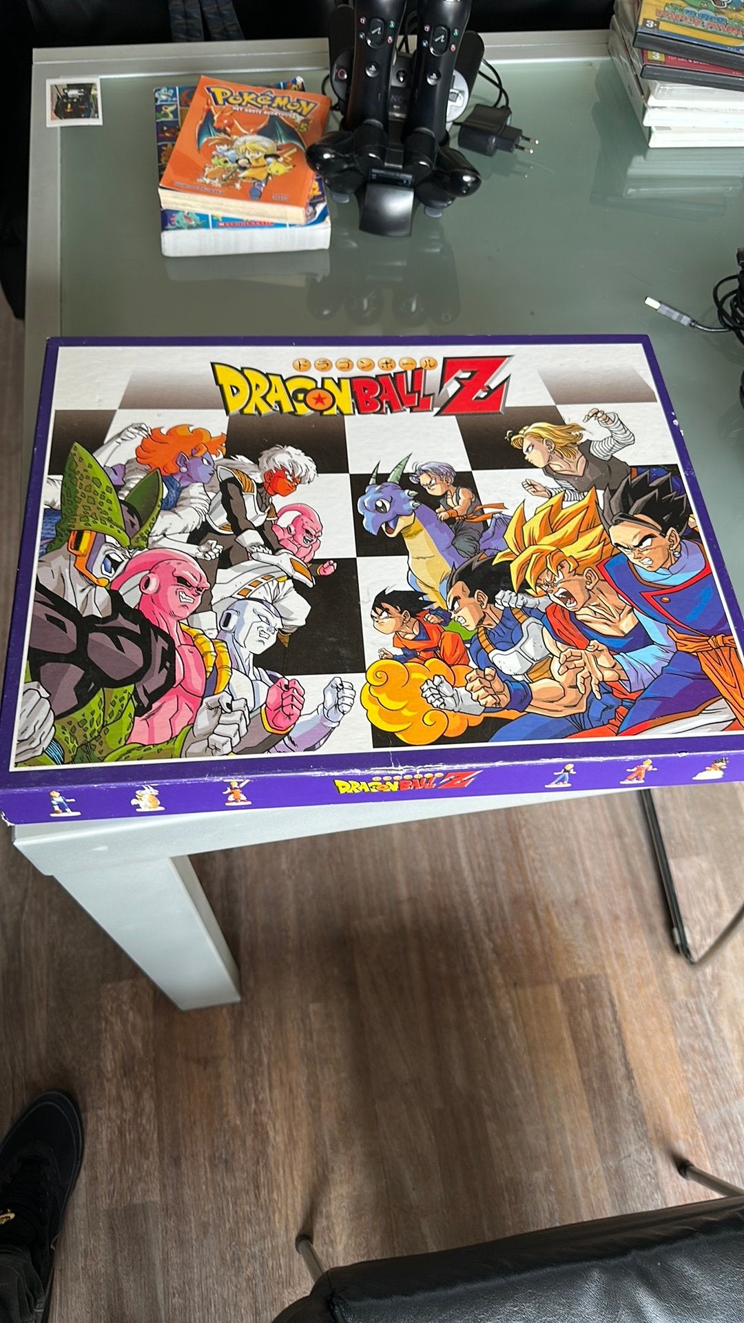 Dragonball z schaakbord, Hobby en Vrije tijd, Gezelschapsspellen | Bordspellen, Ophalen of Verzenden, Zo goed als nieuw