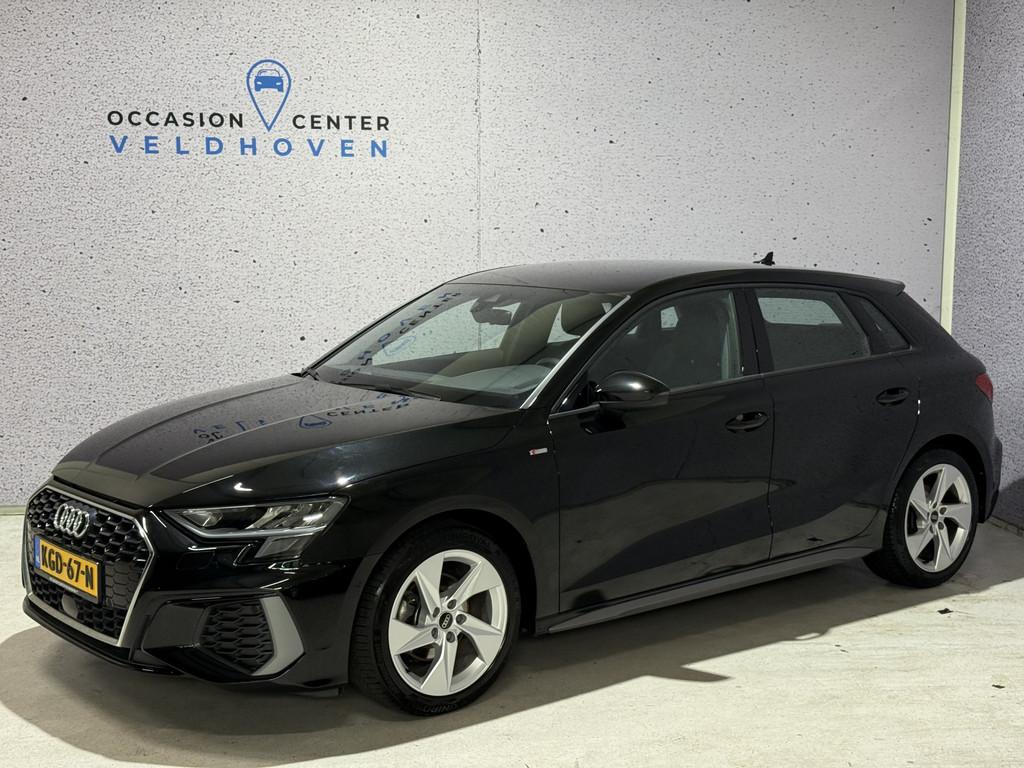 Audi A3 Sportback 35 TFSI S edition // LEDER // NAVIGATIE, Auto's, Voorwielaandrijving, 4 cilinders, 150 pk, Zwart