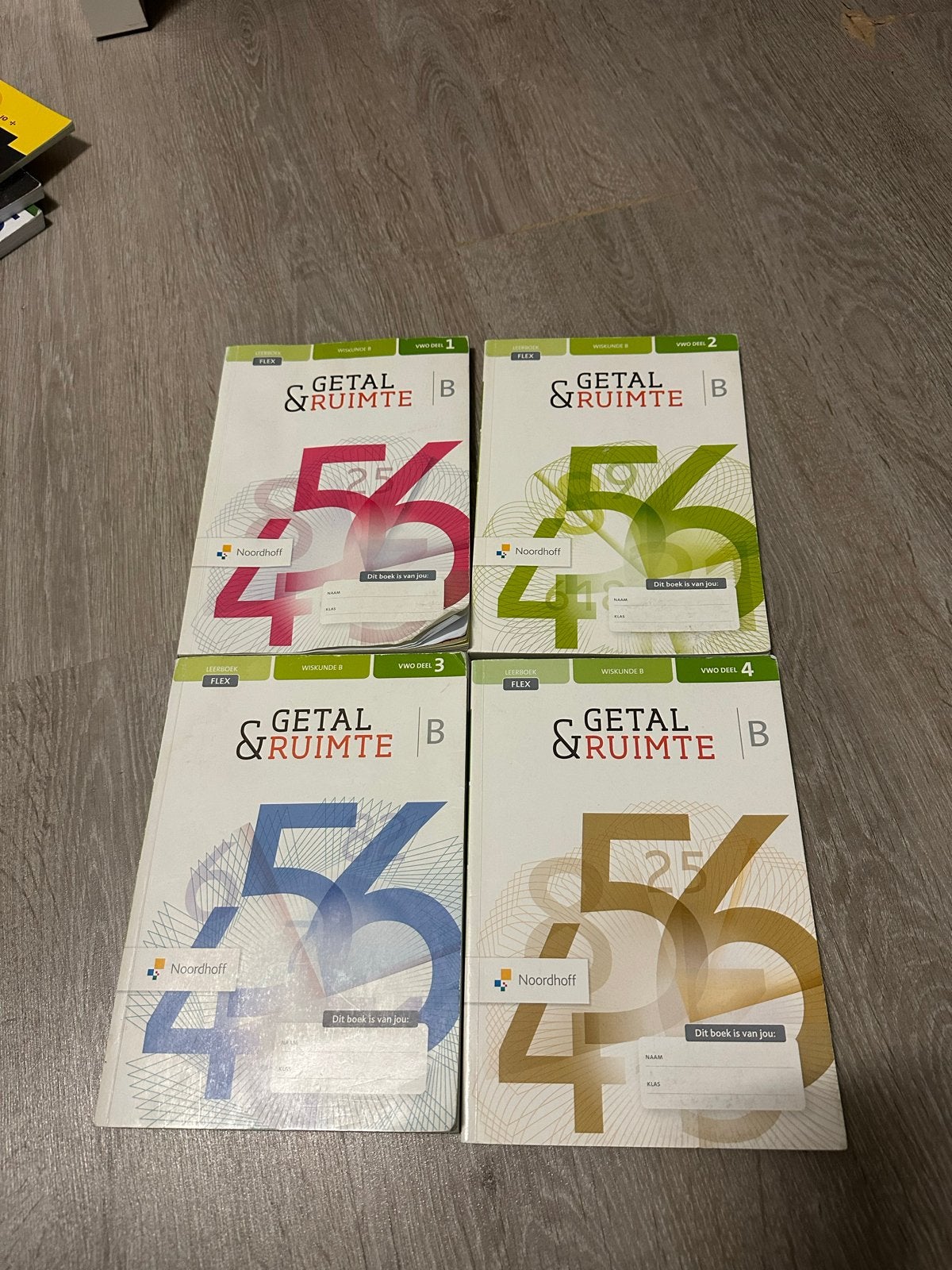 Wiskunde B flexboeken Getal & Ruimte VWO deel 1-4, Boeken, Ophalen of Verzenden, Gelezen, VWO, Wiskunde B