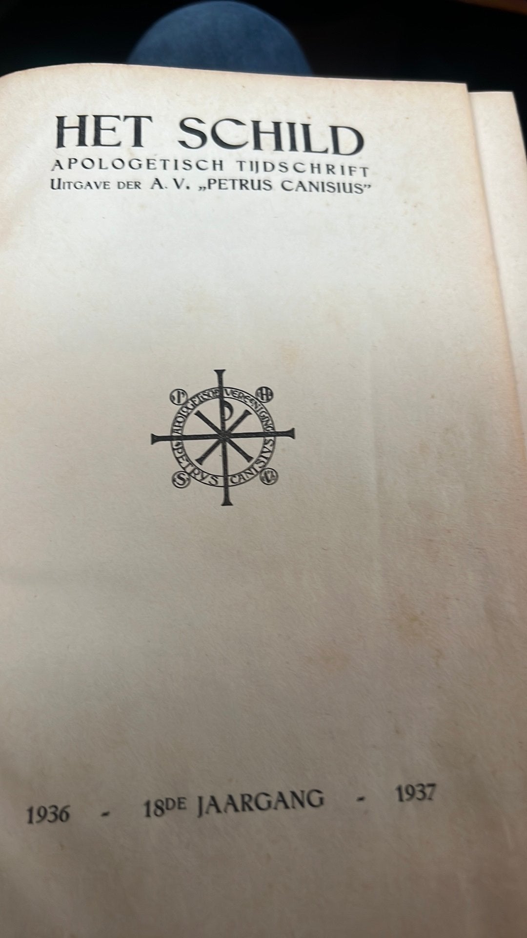 Het Schild Apologetisch tijdschr..Petrus Canisius  36-37, Ophalen of Verzenden, Gelezen