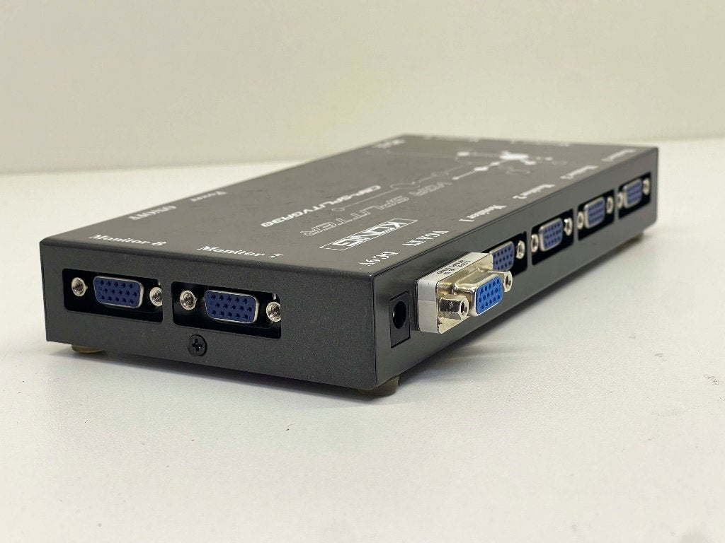 KÖNIG CMP-SPLITVGA30 Professional VGA Splitter, N, N, Konig, Ophalen of Verzenden