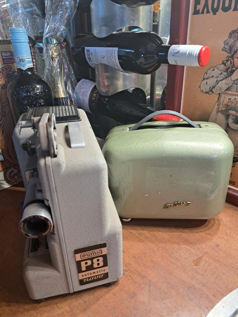 Ca. 10 vintage projectors, viewers, Bellsco Eumig P8, Audio, Tv en Foto, Filmrollen, 8mm film, Ophalen
