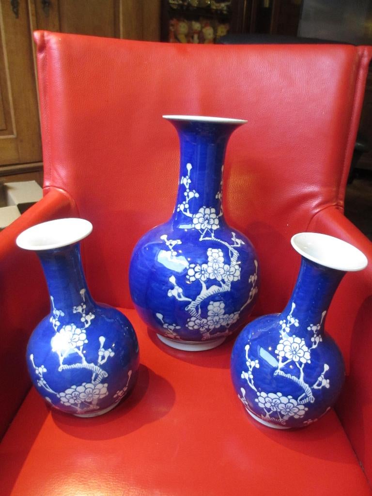 3x vaas chinese vazen Kastset prunus diep blauw Chinoise, Antiek en Kunst, Ophalen of Verzenden