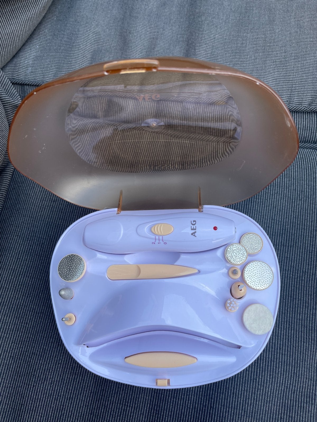 AEG Manicure/Pedicure Set - Complete Verzorging, Ophalen of Verzenden, Zo goed als nieuw, Hand- en Voetverzorging