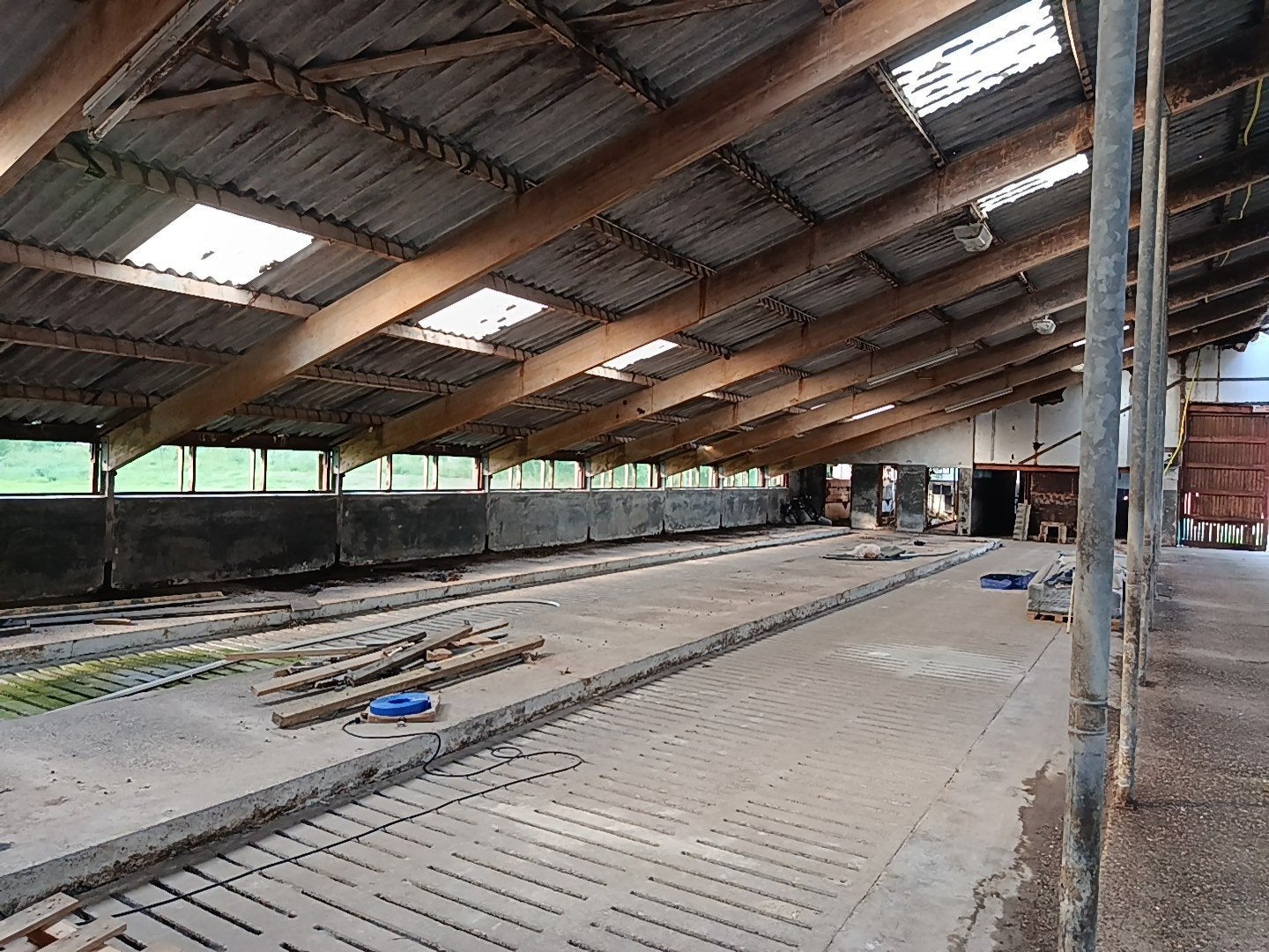 Constructie voor stal of schuur, Ophalen, Gebruikt