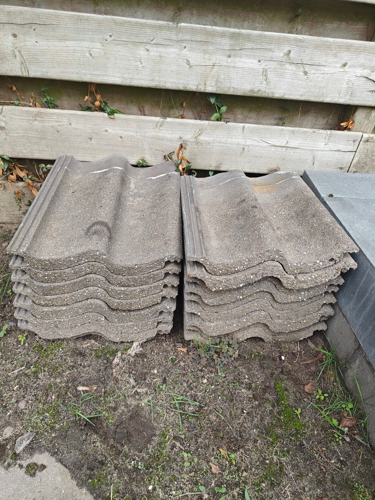 Gebruikte dakpannen - Ideaal voor schuur of afdak, Ophalen, Gebruikt, Steen of Klei, Minder dan 5 m²