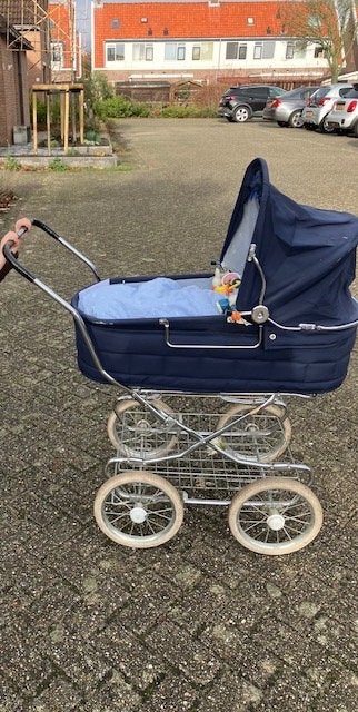 Vintage Kinderwagen - Klassiek Blauw met Chromen Frame, Ophalen of Verzenden, Gebruikt, Kinderwagen, Overige merken