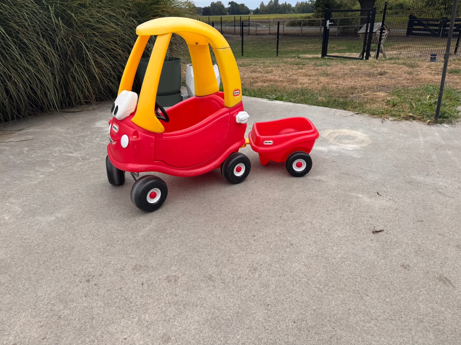 Little Tikes Cozy Coupe loopauto + originele aanhanger, Ophalen, Gebruikt, Loopvoertuig