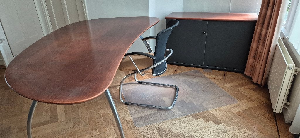 Design bureau hoeksopstelling Konig & Neutrath, Ophalen, Demontabel, 222 cm, Gebruikt