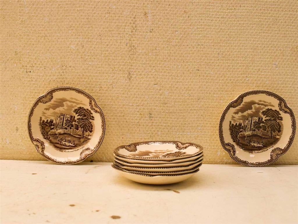8 stuks Johnson Bros schoteltjes 51362