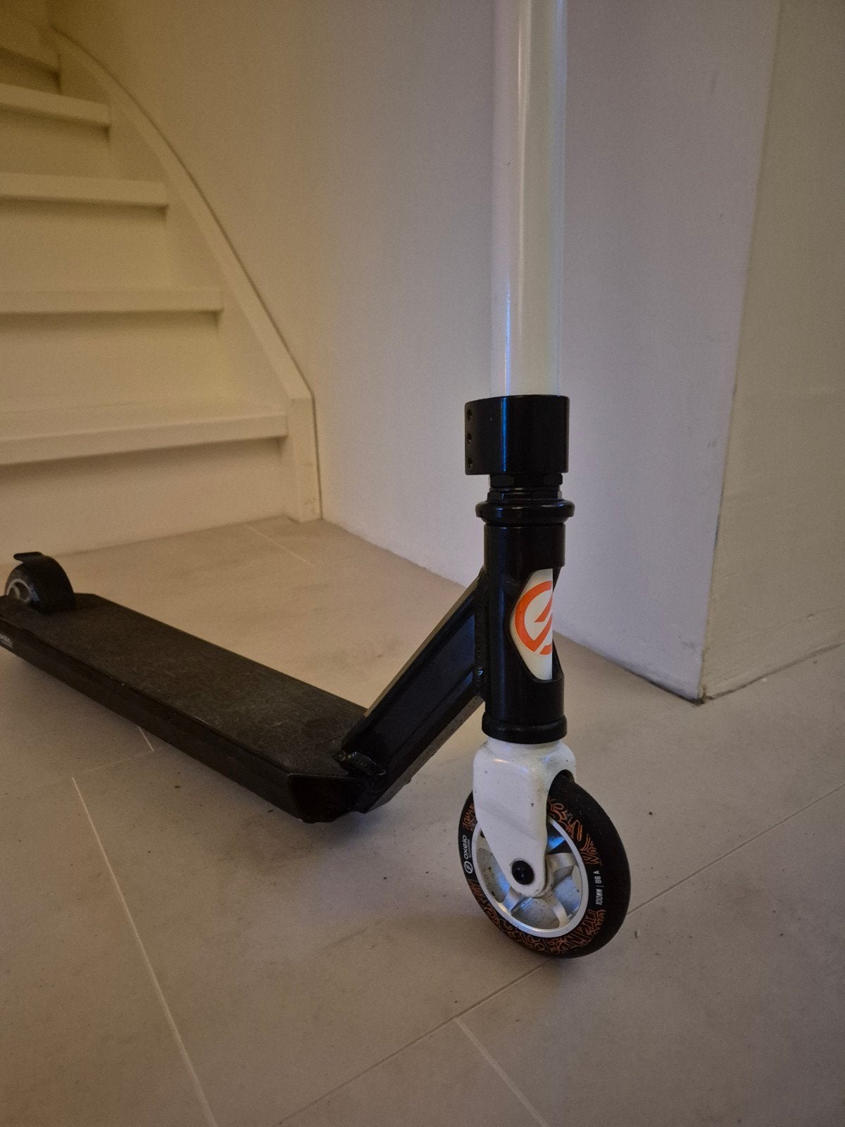 Nieuwstaat Decathlon Oxelo M.F 1.8 stunt step, Fietsen en Brommers, Ophalen of Verzenden, Zo goed als nieuw, Gewone step