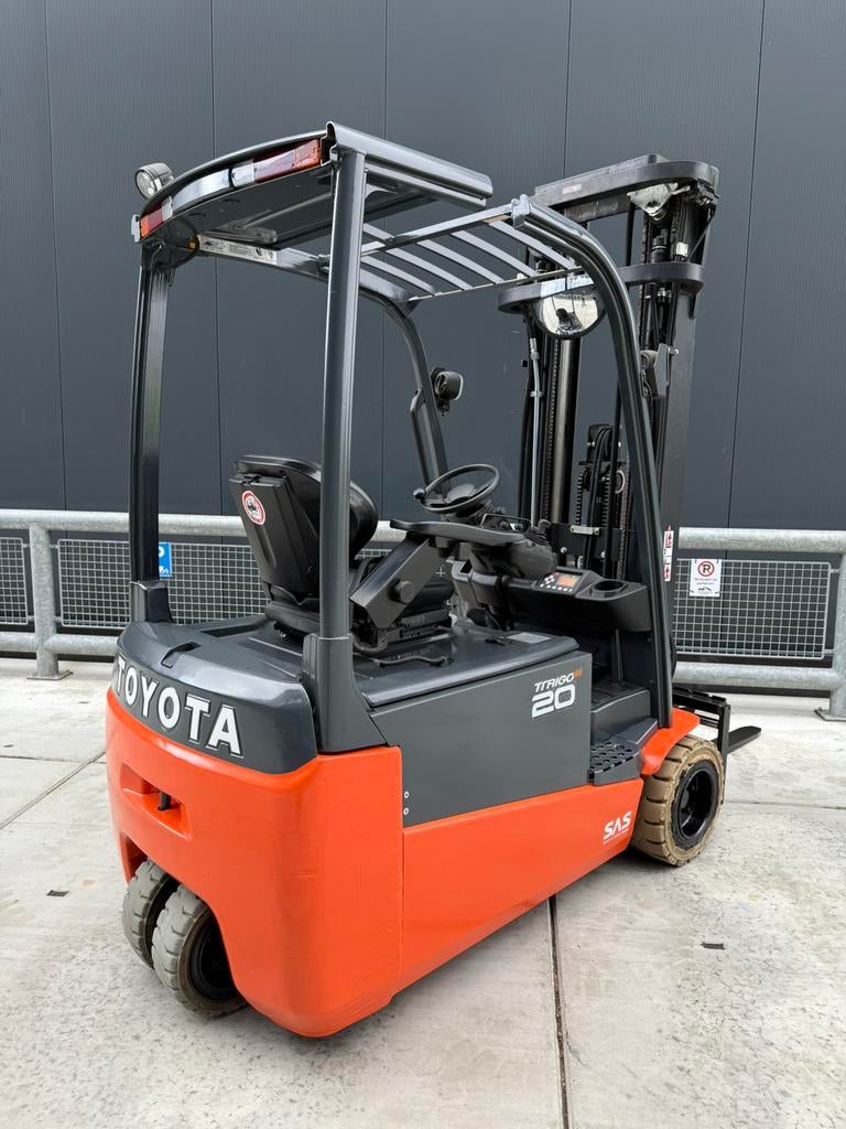 TOYOTA 8FBE20T 2000KG TRIPLEX 5,50M BJ.2019 8000UUR + SHIFT, Zakelijke goederen, Machines en Bouw | Heftrucks en Intern transport
