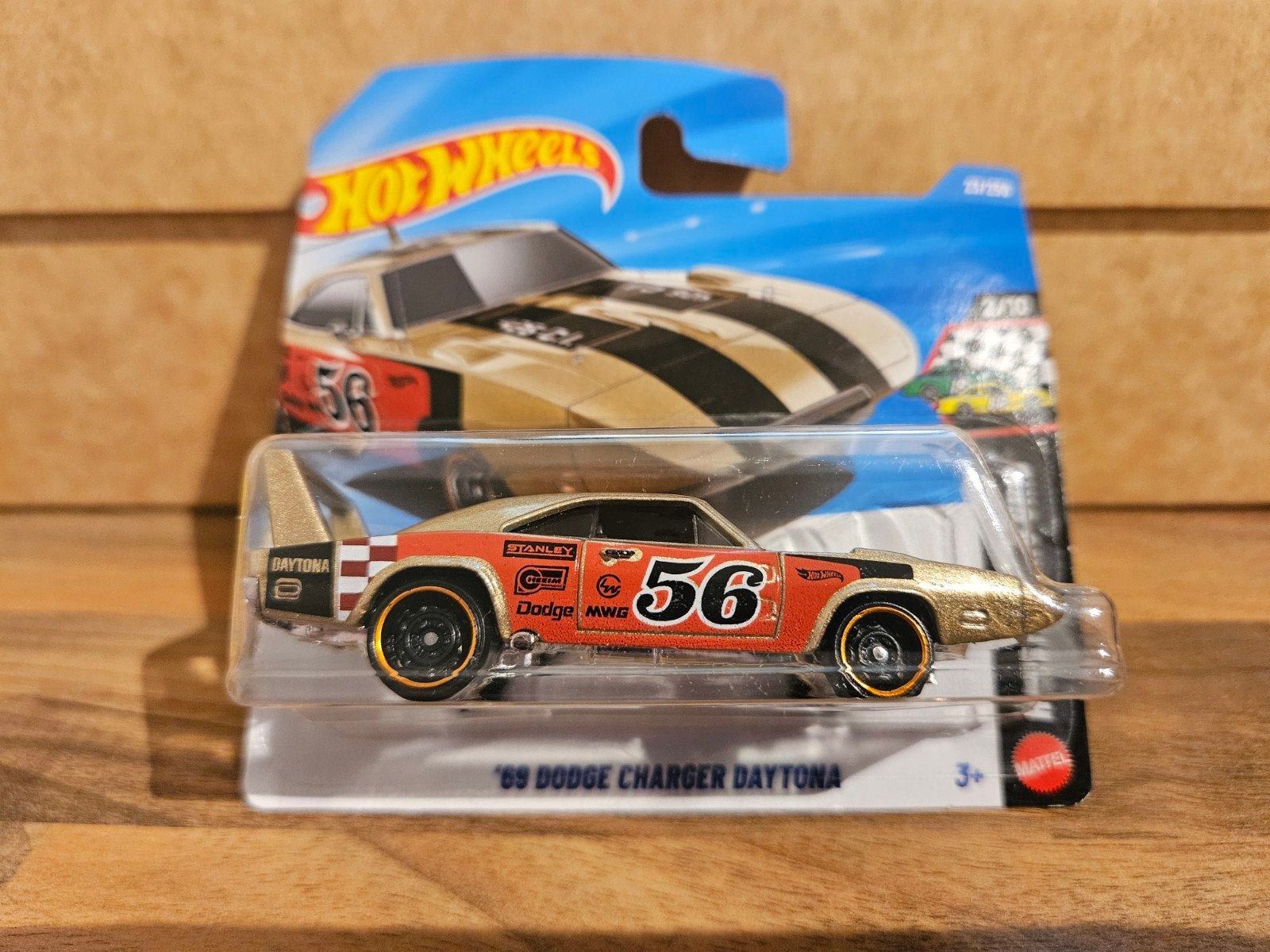 Hotwheels Hot Wheels '69 Dodge Charger Daytona in OVP, Ophalen of Verzenden, Zo goed als nieuw, Auto