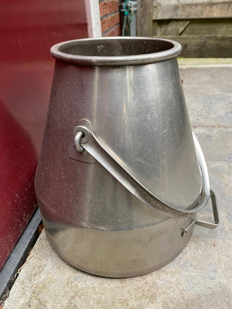Vintage rvs melkbus - decoratief en functioneel, Ophalen