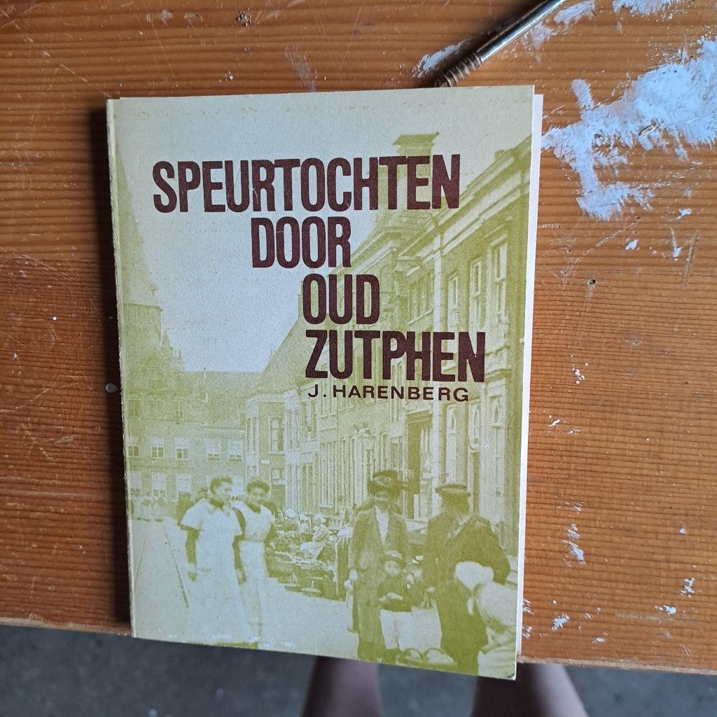 Boekje. Speurtocht door oud Zutphen, Europa, Ophalen of Verzenden, 20e eeuw of later, Gelezen