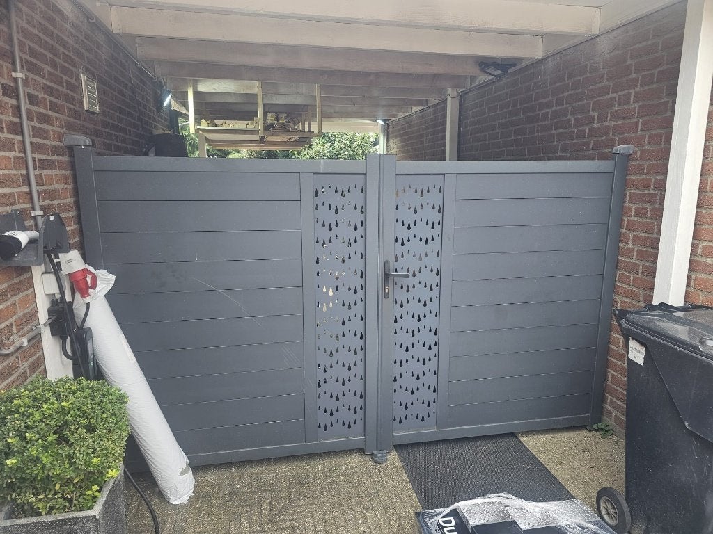 Toegangshek metaal, Ophalen, Met poort, Zo goed als nieuw, Sierhekwerk