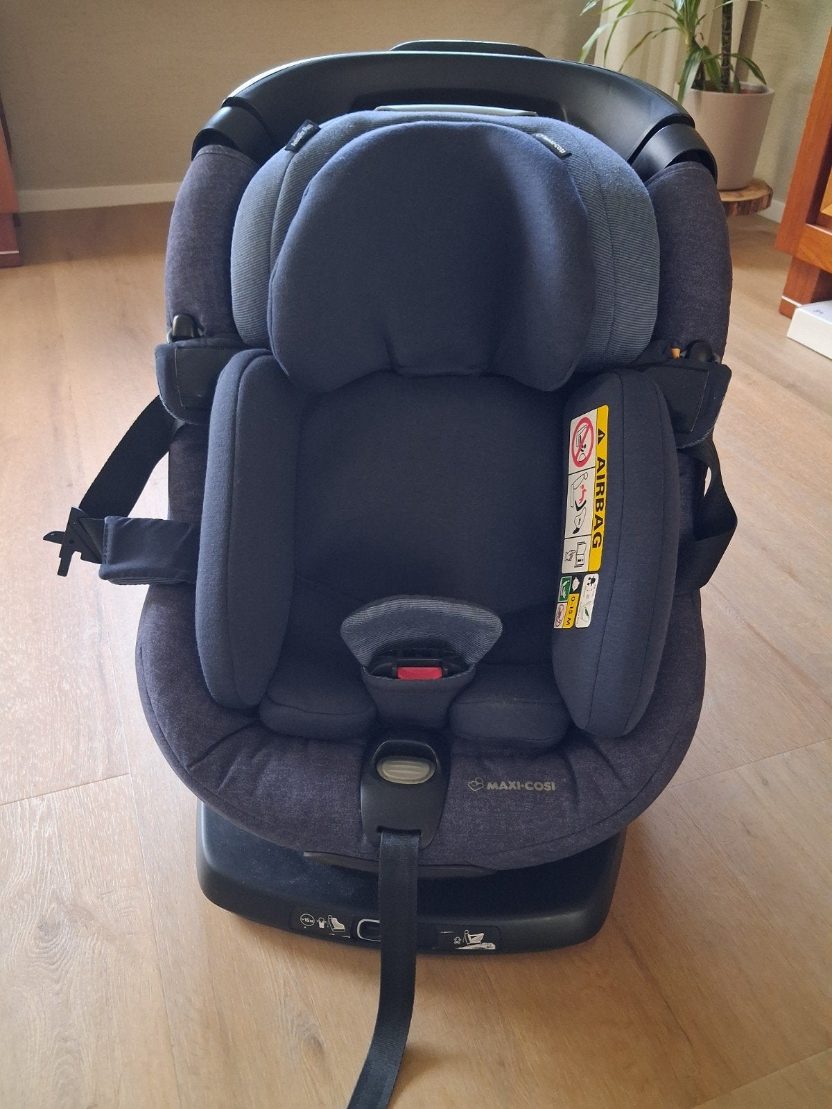Maxi-Cosi AxissFix Plus autostoel - Zo goed als nieuw, Kinderen en Baby's, Ophalen, Verstelbare rugleuning, 0 t/m 18 kg, Zo goed als nieuw
