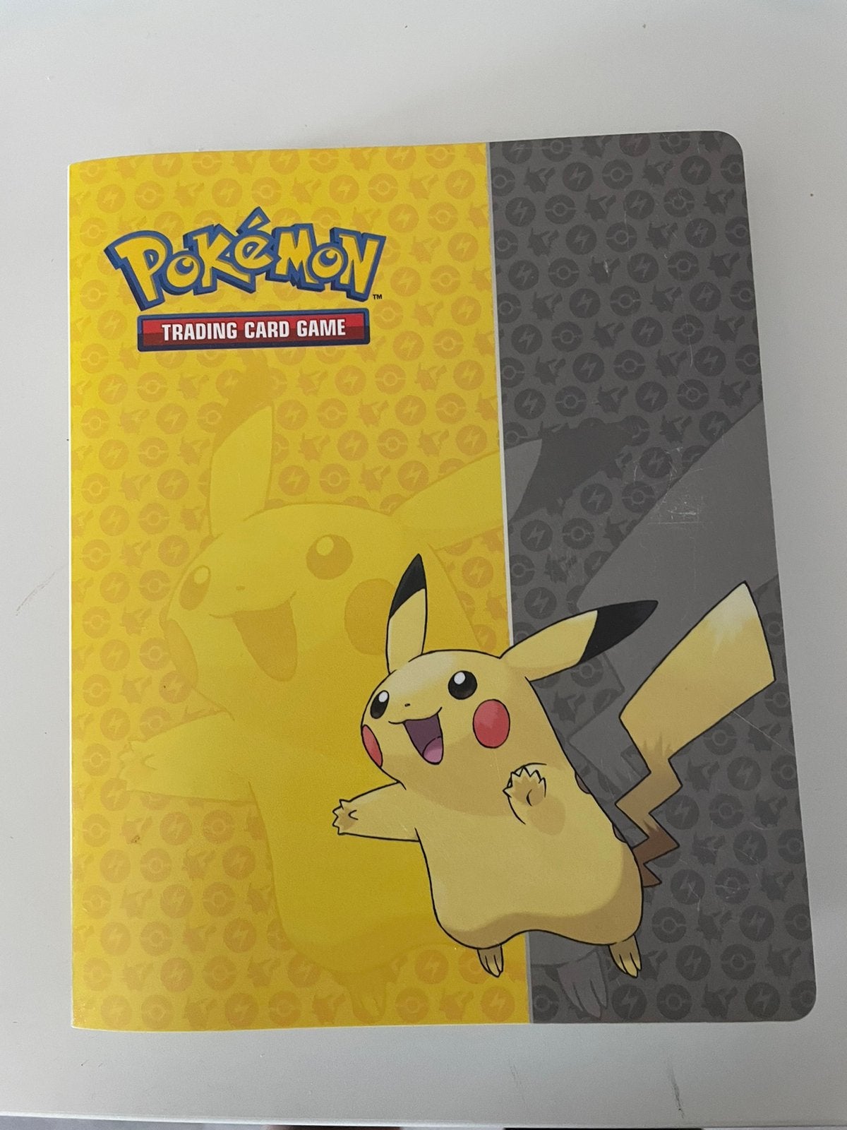 Pikachu 4 pocket binder, Ophalen of Verzenden, Zo goed als nieuw