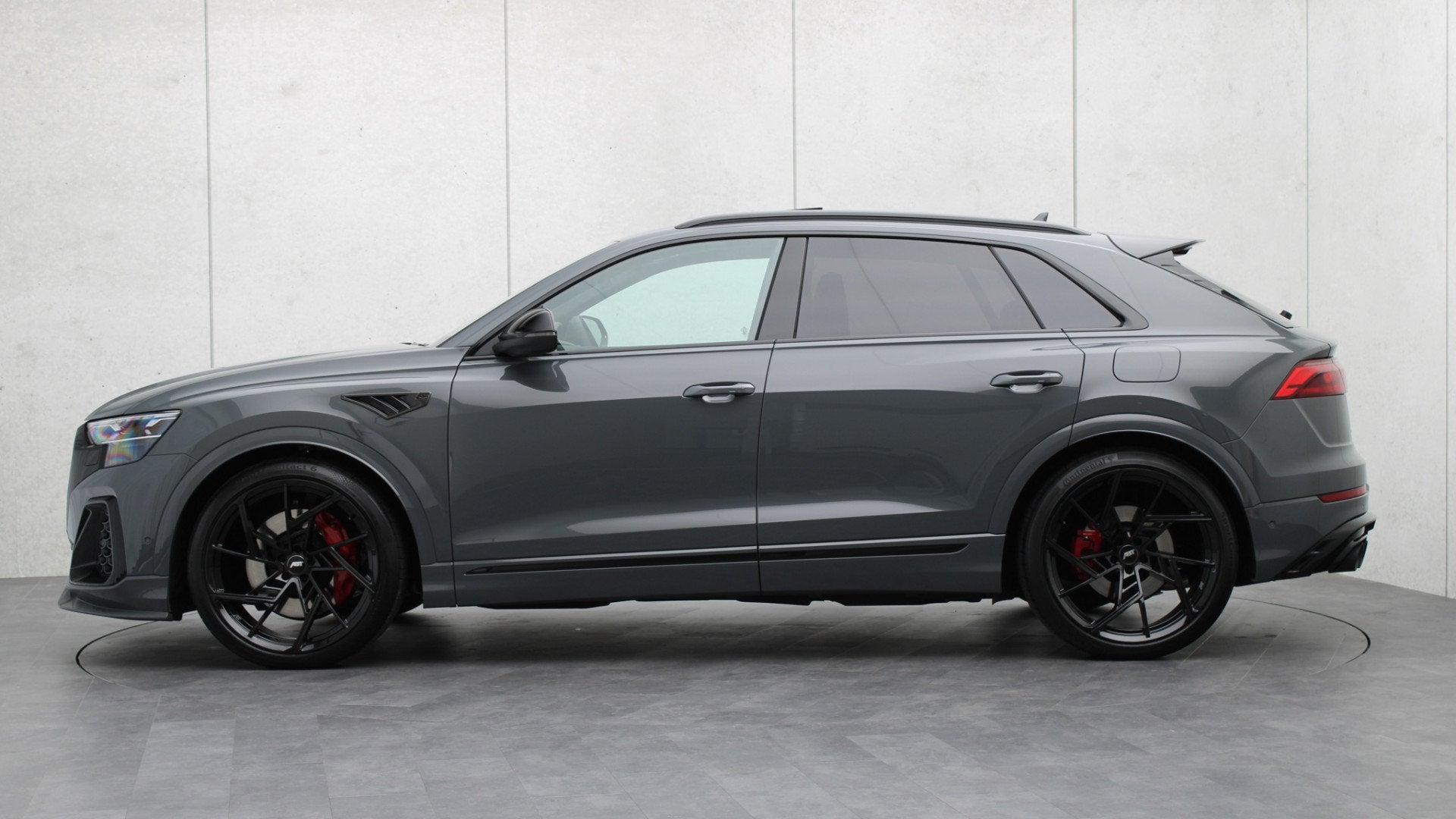 Audi Q8 60 TFSI e quattro ABT 'Grigio Telesto' | B&O 3D | Ma, 12 maanden, Gebruikt, Zwart, 2995 cc