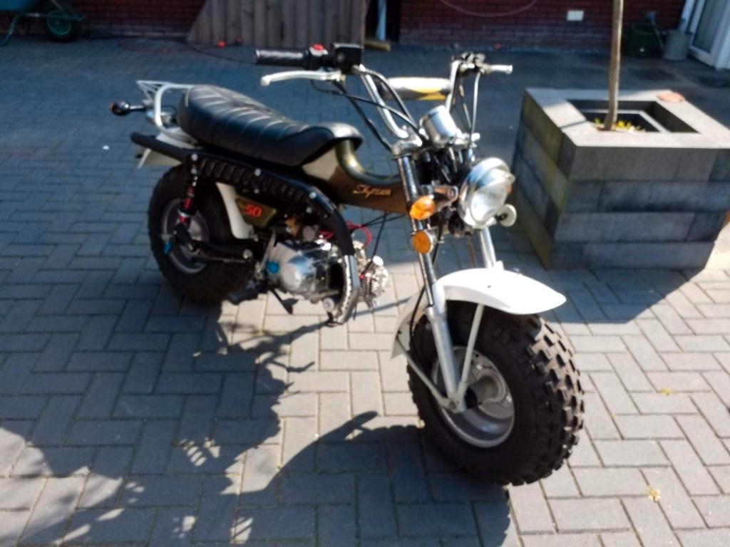 Skyteam t-rex 1100 klm geel kenteken, Fietsen en Brommers, Minibikes, Midibikes en Pitbikes, Ophalen of Verzenden, Overige typen