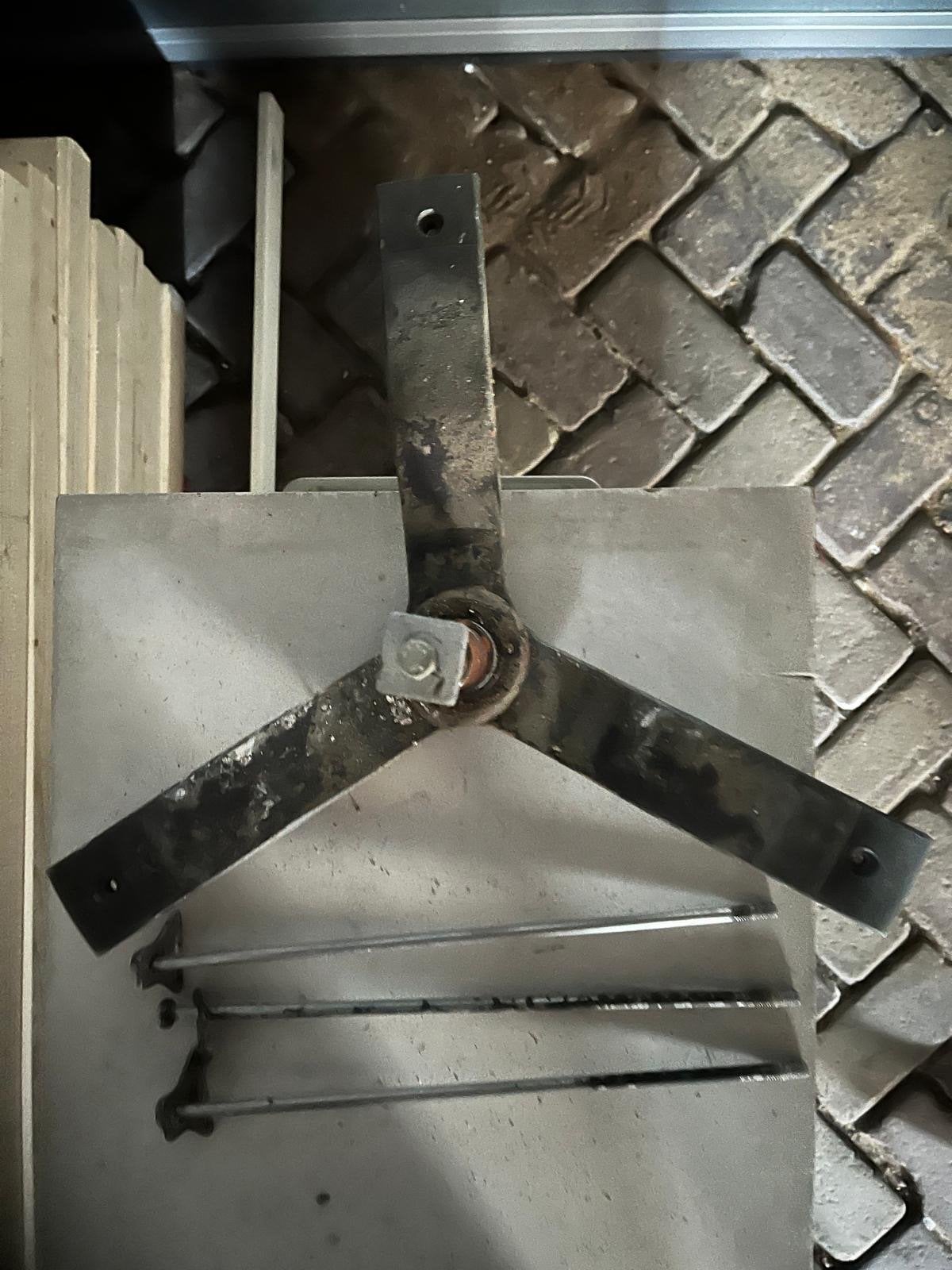 Kruis trommel, Witgoed en Apparatuur, Ophalen, Gebruikt, 1200 tot 1600 toeren, Minder dan 85 cm