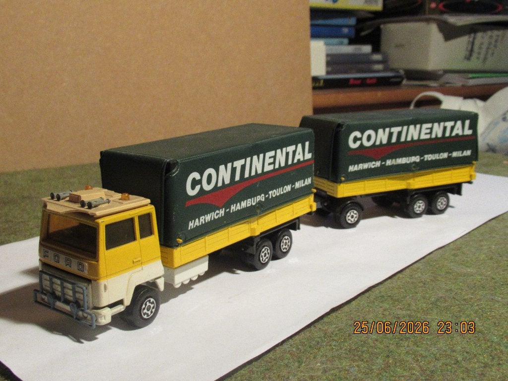 Matchbox  Ford Transcontinental, Ophalen of Verzenden, Gebruikt, Bus of Vrachtwagen, Matchbox