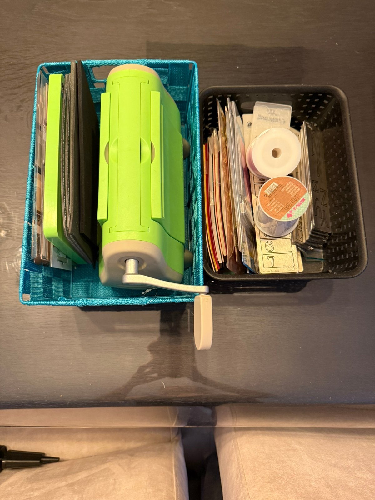 Cricut Cuttlebug snij- en embossingmachine met accessoires, Hobby en Vrije tijd, Knutselen, Ophalen, Geschikt voor karton, Groen