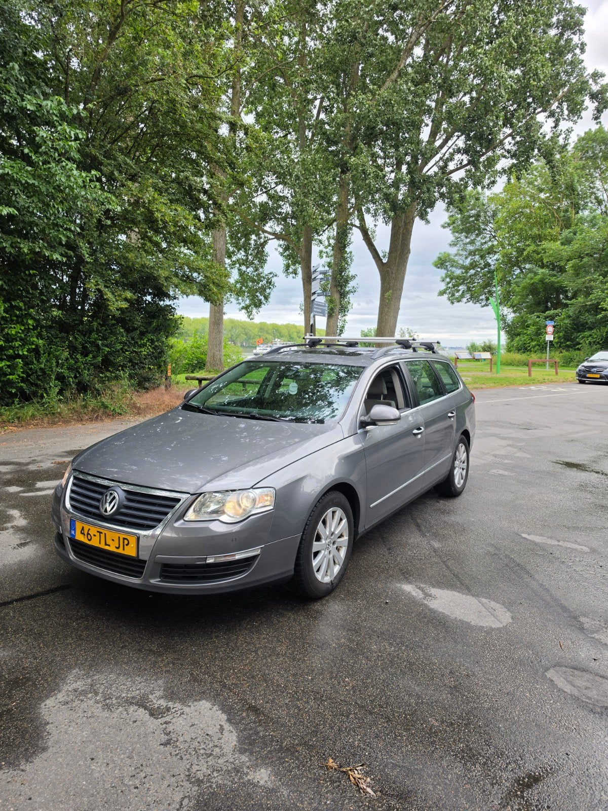Volkswagen Passat 2.0 FSI 110KW Variant 2006 Grijs, Auto's, Volkswagen, Voorwielaandrijving, 4 cilinders, 1984 cc, Origineel Nederlands