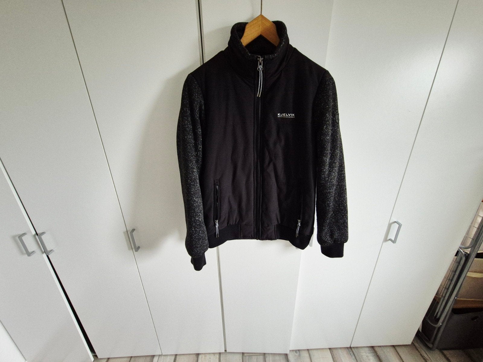 KJelvik S, Ophalen of Verzenden, Zo goed als nieuw, Zwart, Kjelvik