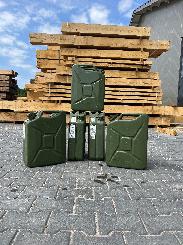 Metalen jerrycans in topstaat, Ophalen, Landmacht, Nederland, Overige typen