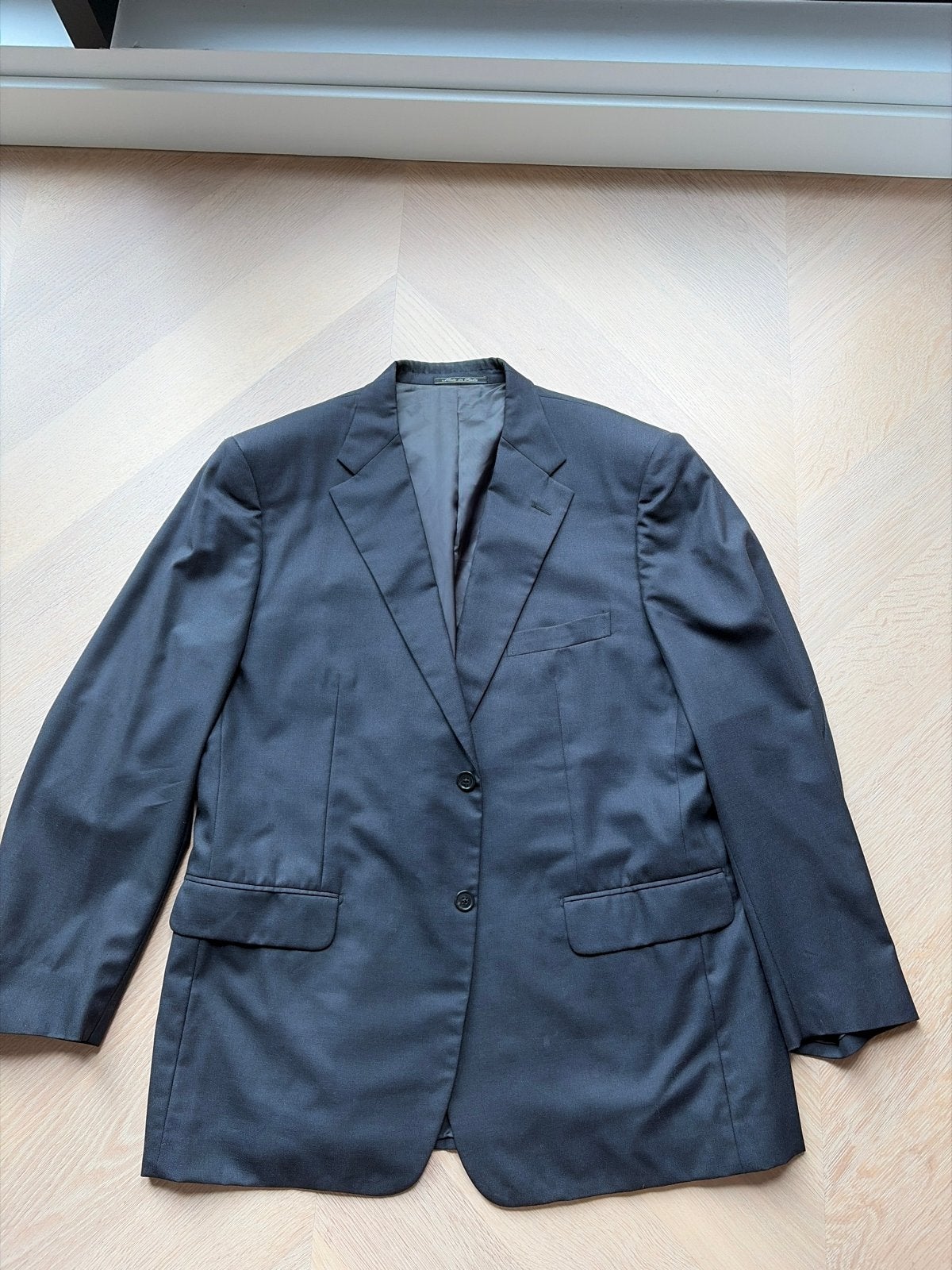 Corneliani pak (colbert en pantalon) - Maat 52/54 (L), Kleding | Heren, Kostuums en Colberts, Ophalen, Zo goed als nieuw, Maat 52/54 (L)