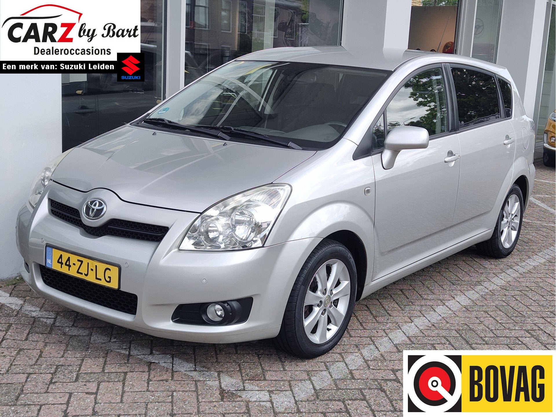 Toyota Verso 1.8 VVT-i LINEA LUNA 7P AUTOMAAT Clima | Trekha, Gebruikt, Zwart, 4 cilinders, Met garantie (alle)