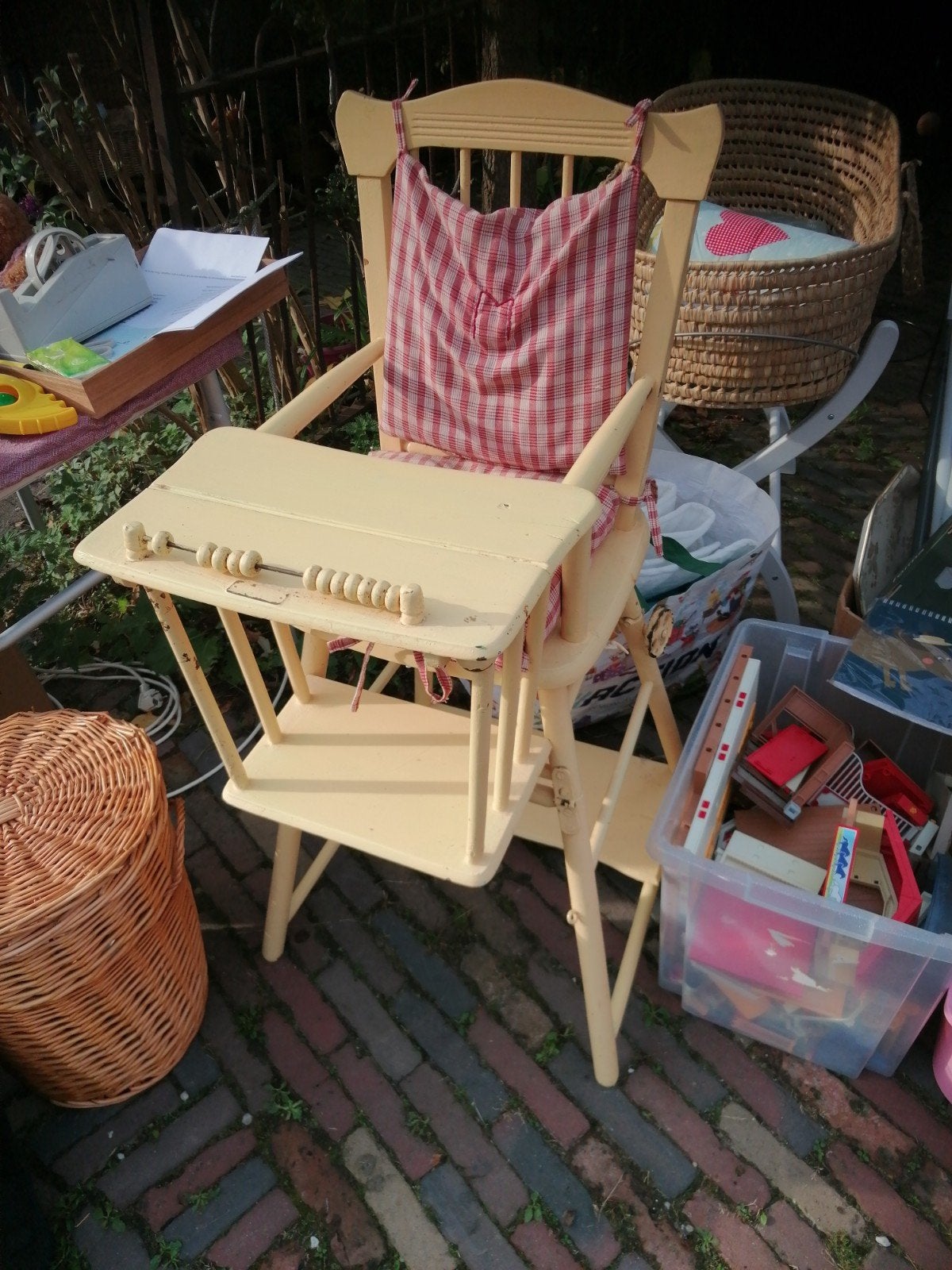 Houten kinderstoel en Mozes mand, Ophalen of Verzenden, Gebruikt, Overige typen