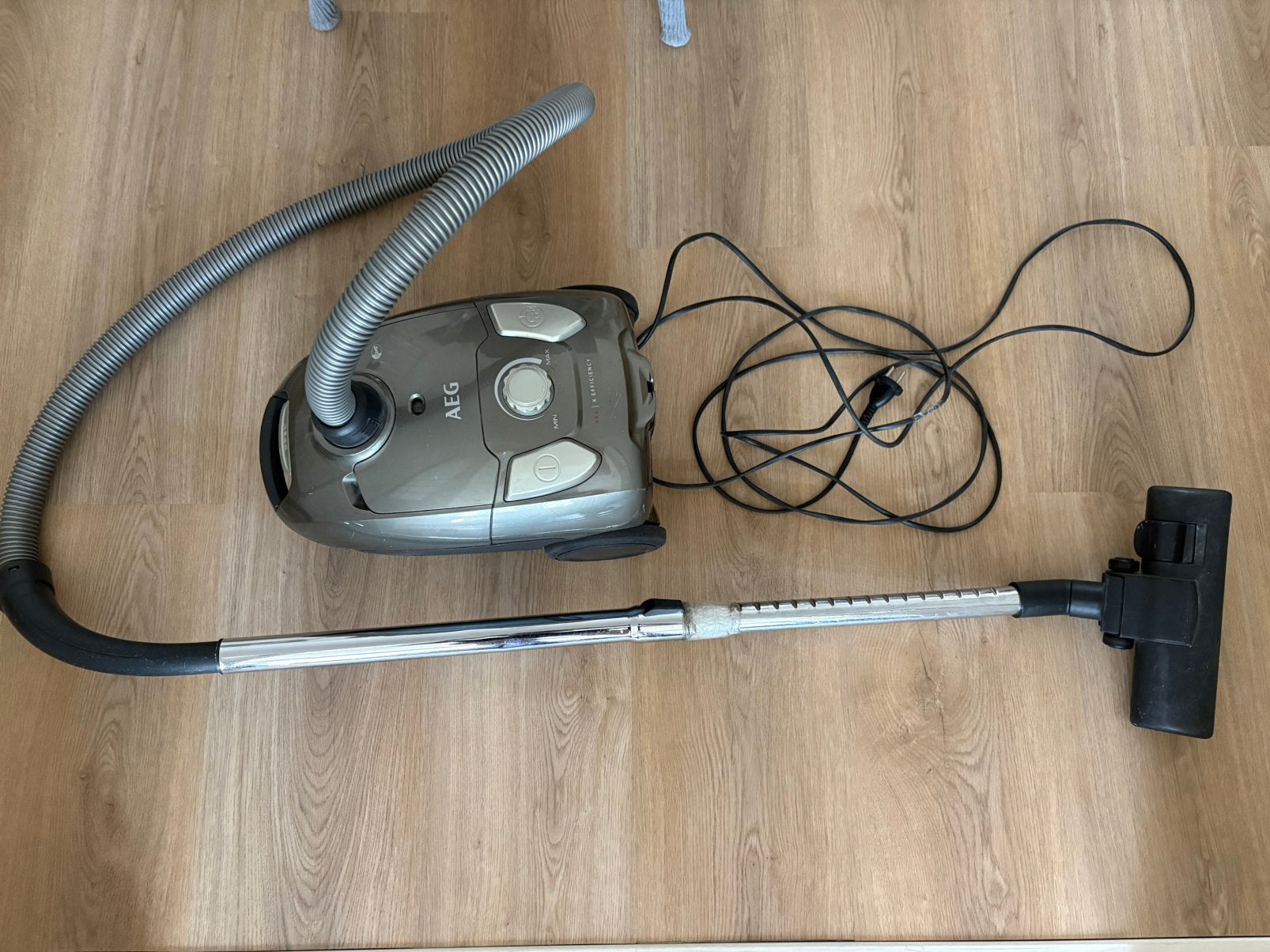 AEG VX4 stofzuiger gebruikte staat met defect, Ophalen of Verzenden, Gebruikt, Stofzak, AEG