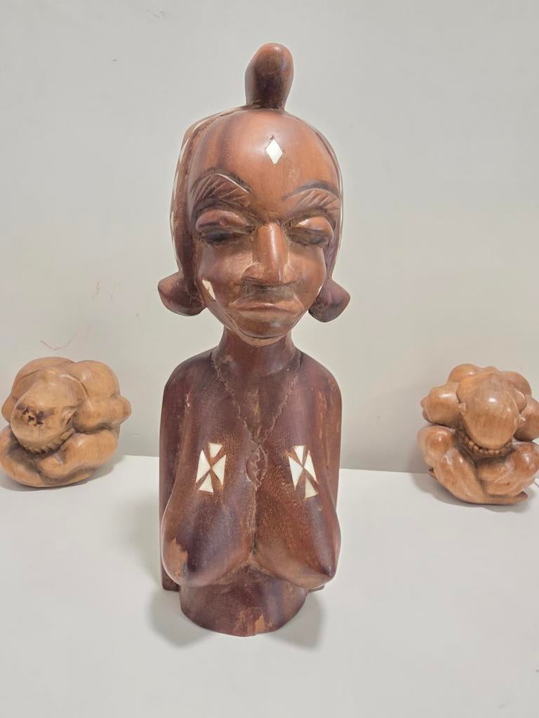 Vintage Handgesneden Afrikaanse Buste met Botinleg, Ophalen