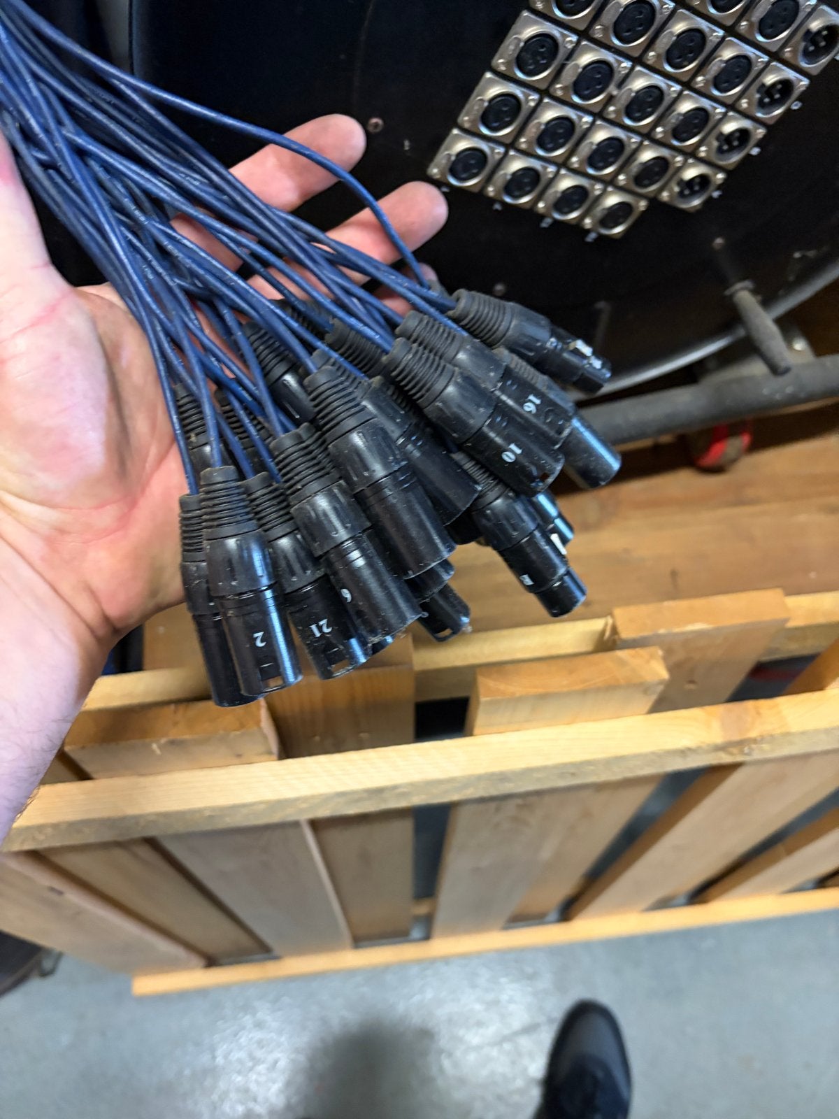 Multikabel op haspel - 24-kanaals XLR stagebox, Ophalen, Gebruikt, Apparatuur