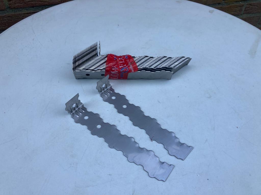 RVS hoekankers 200mm lang, 30mm breed 30 stuks Nieuw, Minder dan 20 mm, Nieuw, Ophalen of Verzenden, Rvs