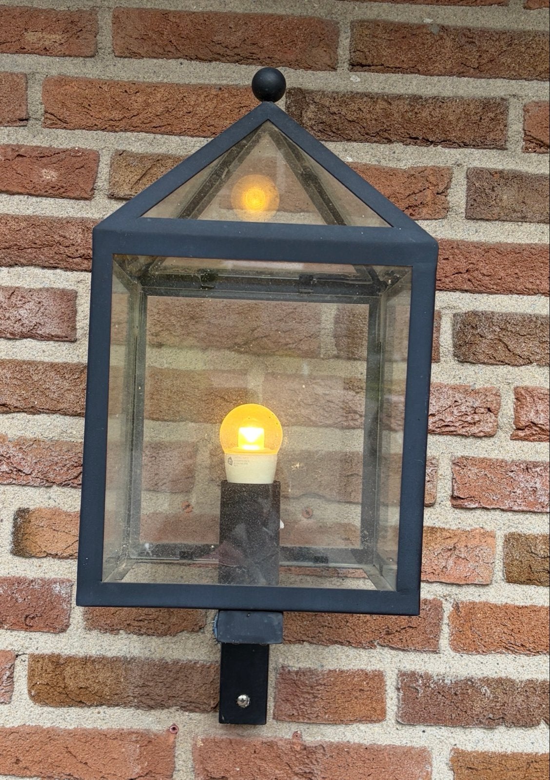 4 stuks Karwei Buitenlamp Chris - Klassieke Wandlamp, Ophalen, Gebruikt, Wandlamp, Netvoeding