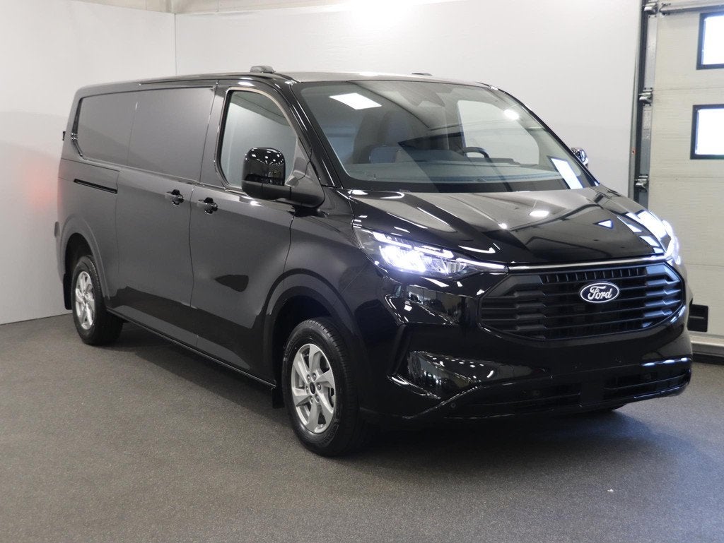 Ford Transit Custom 300 2.0 L2H1 Limited Leveren uit VOORRAA, Voorwielaandrijving, 12 maanden, Euro 6, 4 cilinders