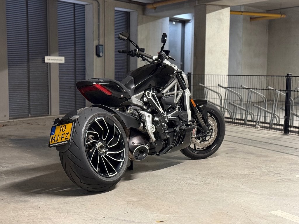 Ducati xDiavel S Termi IN PRIJS VERLAAGD WEGENS VERHUIZING!, 2 cilinders, Traction Control, Motorrijbewijs A, Gebruikt