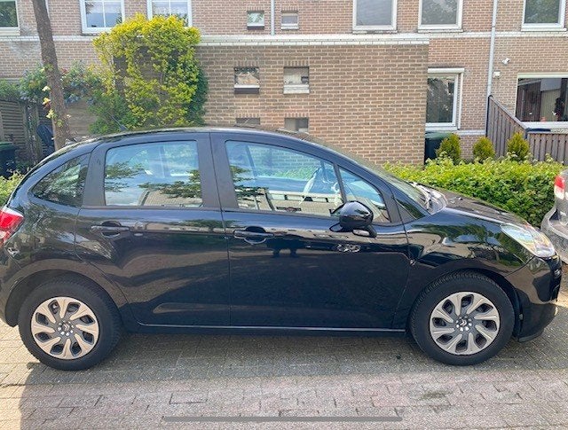 Citroën C3 1.2 Puretech 82pk 2016 Zwart, Voorwielaandrijving, 1199 cc, 450 kg, Origineel Nederlands