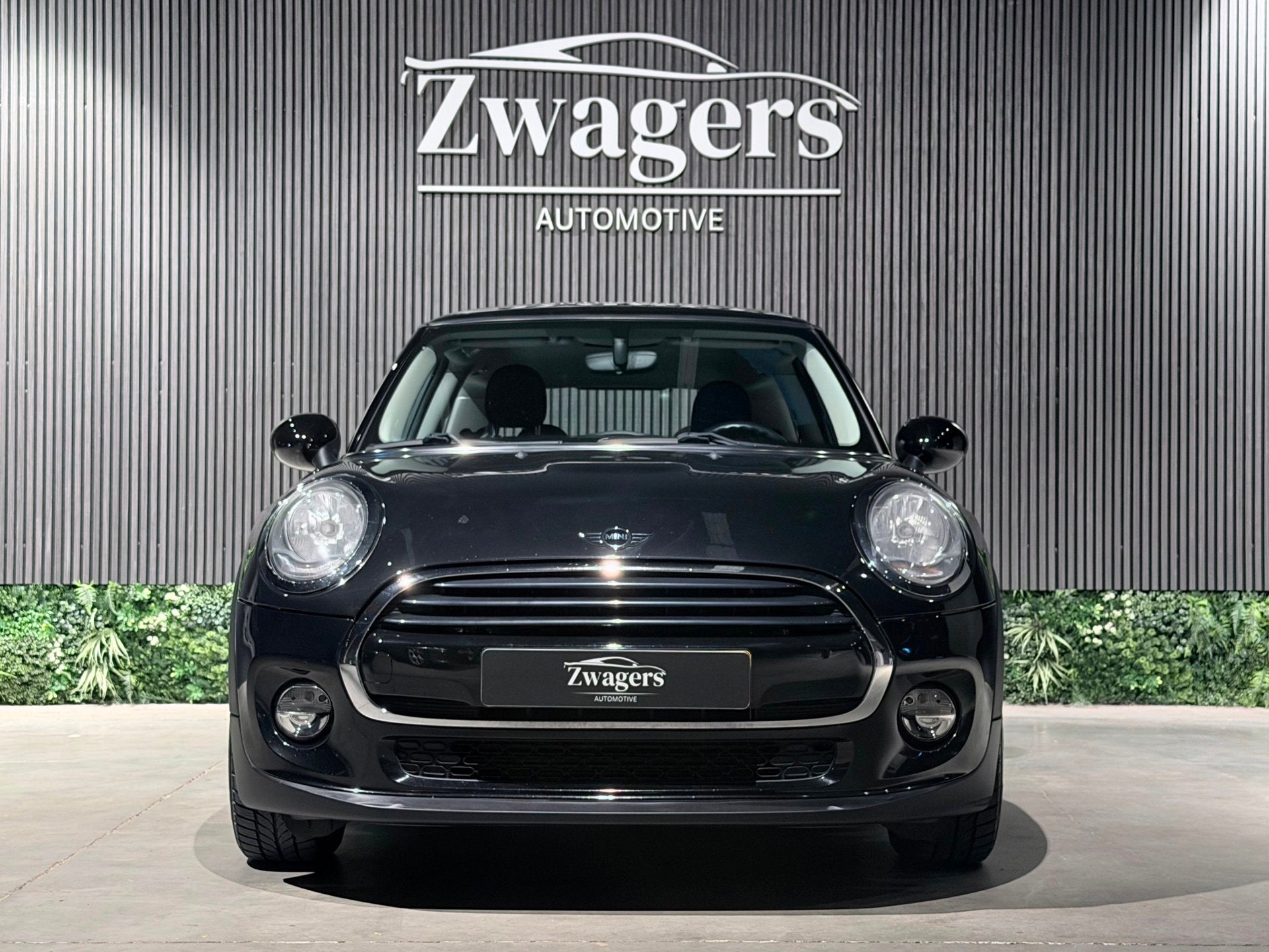 Mini 3-Deurs 1.5 Cooper Business | Navi | Cruise | Garantie, Auto's, Voorwielaandrijving, Dealer onderhouden, Gebruikt, Met garantie (alle)