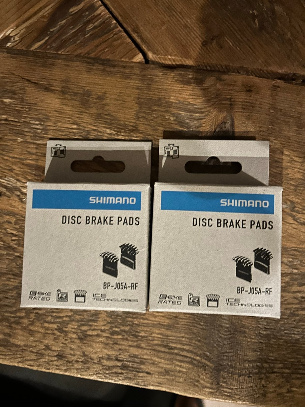 2set Shimano BP-J05A-RF Disc Remblokken - Nieuw, Fietsen en Brommers, Remmen, Overige materialen, Nieuw, Ophalen of Verzenden